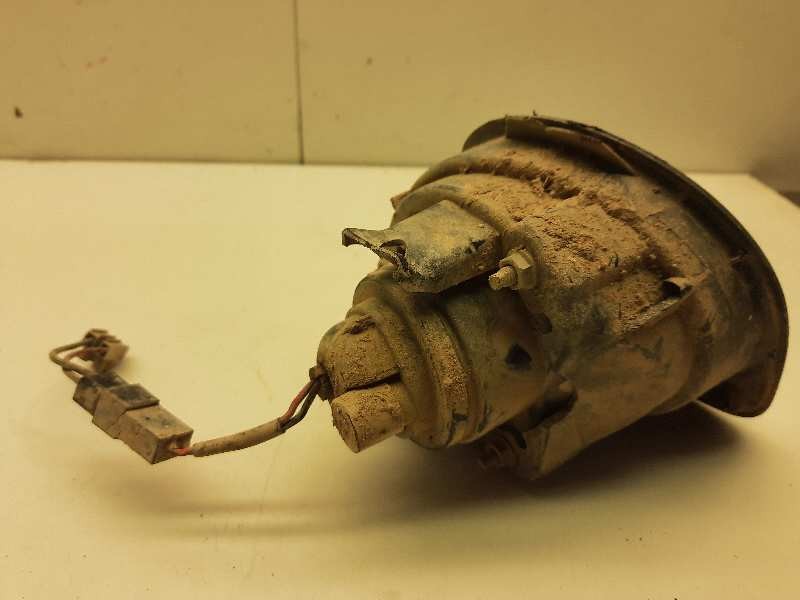 Recambio de faro antiniebla izquierdo para renault clio ii fase i (b/cbo) 1.9 d alize referencia OEM IAM 2615500Q02  