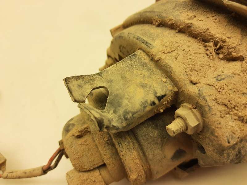 Recambio de faro antiniebla izquierdo para renault clio ii fase i (b/cbo) 1.9 d alize referencia OEM IAM 2615500Q02  