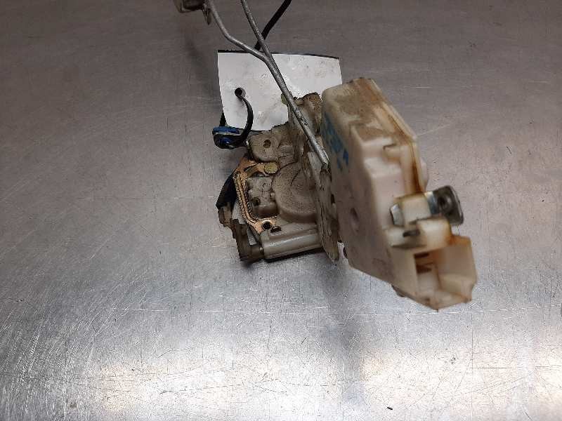 Recambio de cerradura puerta delantera derecha para nissan primera berl./familiar (p10/w10) slx berlina (p10) referencia OEM IAM