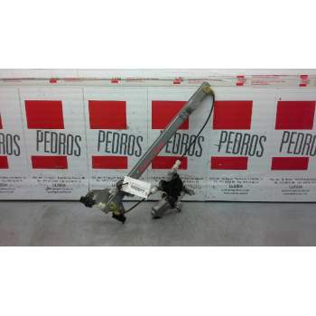 ELEVALUNAS TRASERO DERECHO 827003X30A 