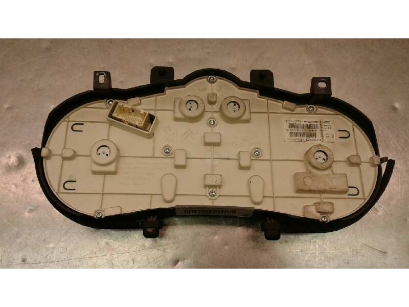 Recambio de cuadro instrumentos para peugeot 206+ básico referencia OEM IAM 9666637080MMGZ 503001911903 