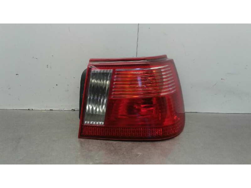 Recambio de piloto trasero derecho para seat ibiza (6k1) stella referencia OEM IAM   