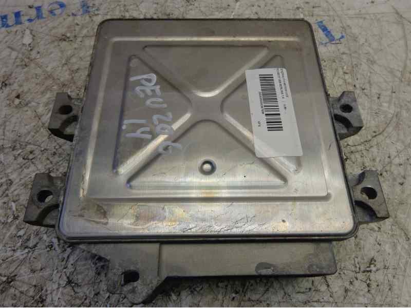 Recambio de centralita motor uce para peugeot 206 berlina xt referencia OEM IAM 9632559880 IAW1AP.81 16301.244