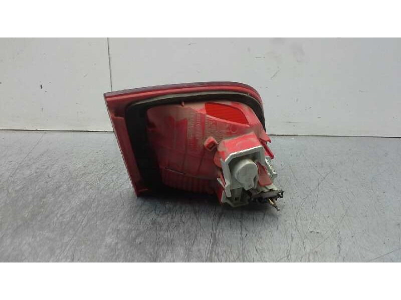 Recambio de piloto trasero derecho porton para audi a3 sportback (8p) referencia OEM IAM   