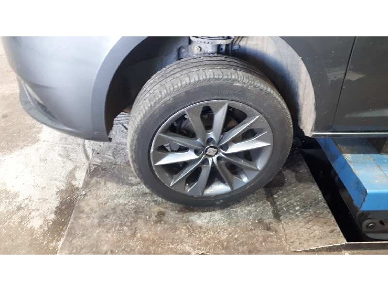 seat ibiza (6j5) del año 2014