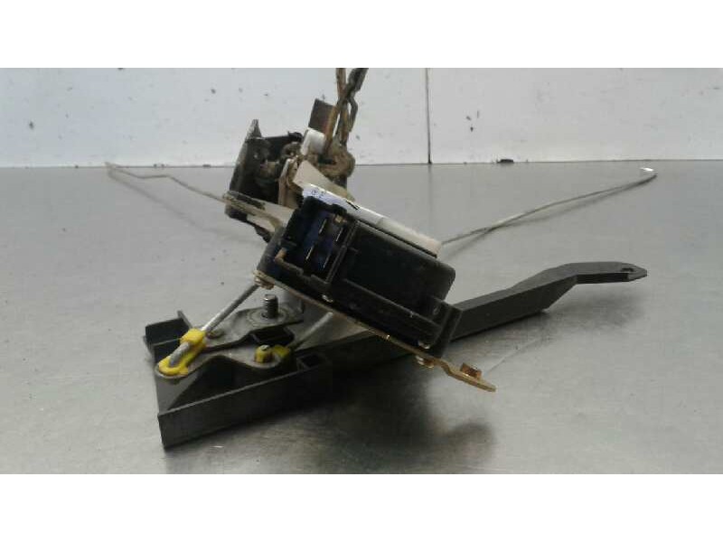 Recambio de cerradura puerta delantera derecha para hyundai accent (lc) gls referencia OEM IAM   