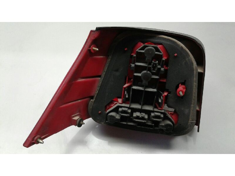 Recambio de piloto trasero derecho para volkswagen golf iv berlina (1j1) conceptline referencia OEM IAM 1J6945096Q  