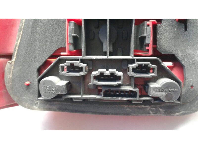 Recambio de piloto trasero derecho para volkswagen golf iv berlina (1j1) conceptline referencia OEM IAM 1J6945096Q  