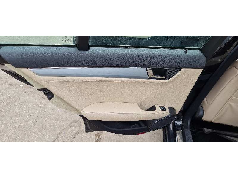 mercedes clase c (w204) berlina del año 2007