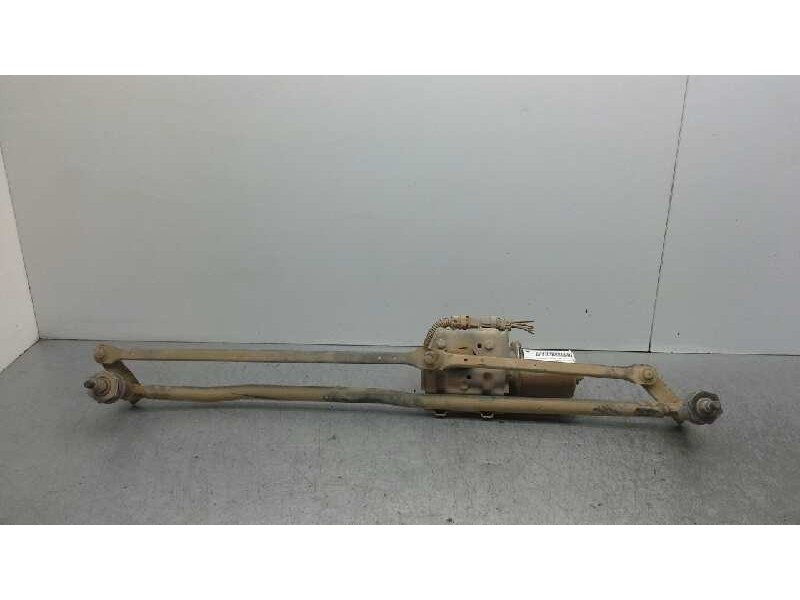 Recambio de motor limpia delantero para nissan interstar mod. 04 (x70) 2.2 dci diesel cat referencia OEM IAM 53556502  