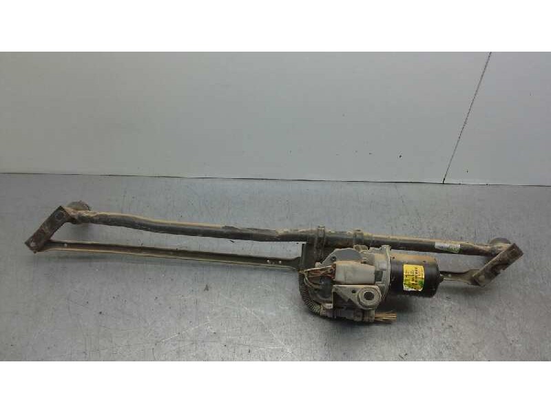 Recambio de motor limpia delantero para nissan interstar mod. 04 (x70) 2.2 dci diesel cat referencia OEM IAM 53556502  