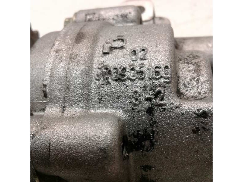 Recambio de bomba aceite para ford transit caja cerrada ´06 2.4 tdci cat referencia OEM IAM Q7093560  