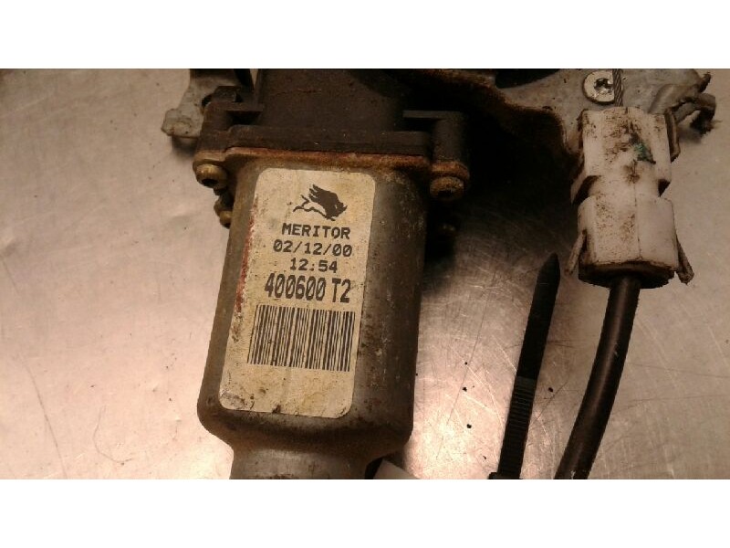 Recambio de elevalunas delantero derecho para nissan almera (n16/e) acenta referencia OEM IAM 400600T2  