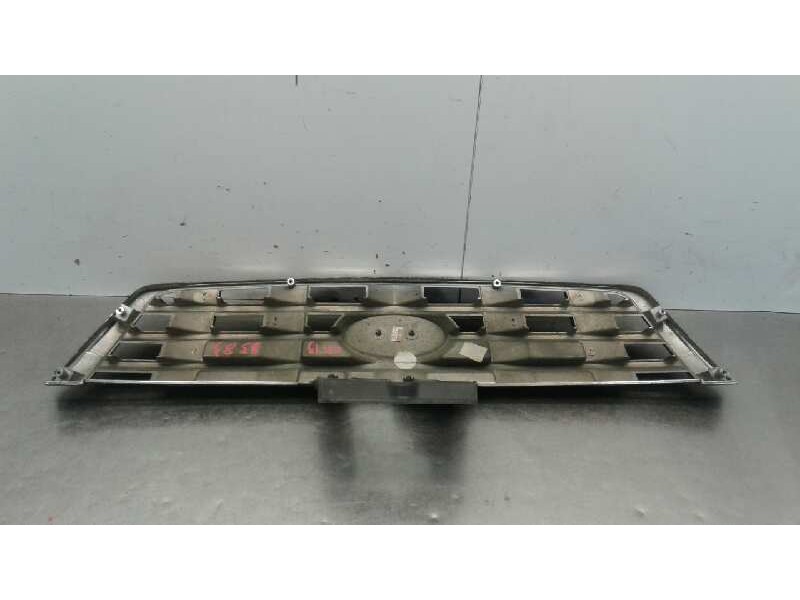 Recambio de rejilla delantera para hyundai accent (lc) gls referencia OEM IAM   