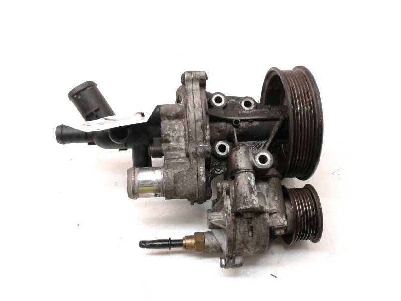 Recambio de bomba agua para ford transit caja cerrada ´06 2.4 tdci cat referencia OEM IAM U1Q8A558AA 0070905137 