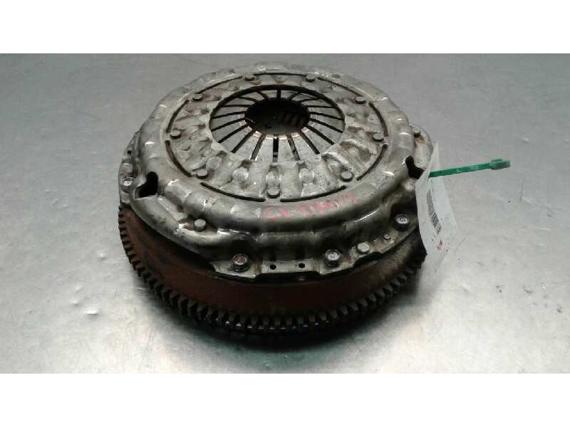 Recambio de kit embrague para nissan cabstar 35.12 referencia OEM IAM   
