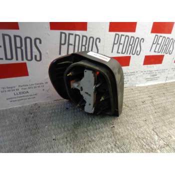 PILOTO TRASERO DERECHO 6N0945096 