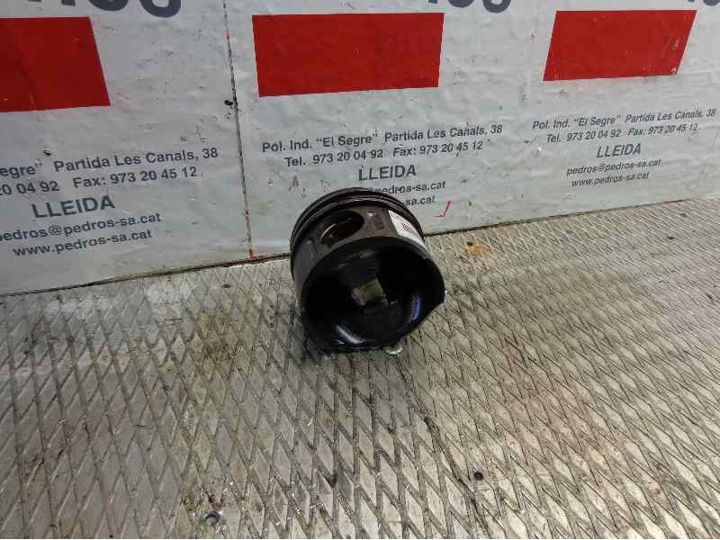 Recambio de piston para mercedes sprinter 02.00  caja cerrada, techo elevado 2.2 cdi cat referencia OEM IAM   