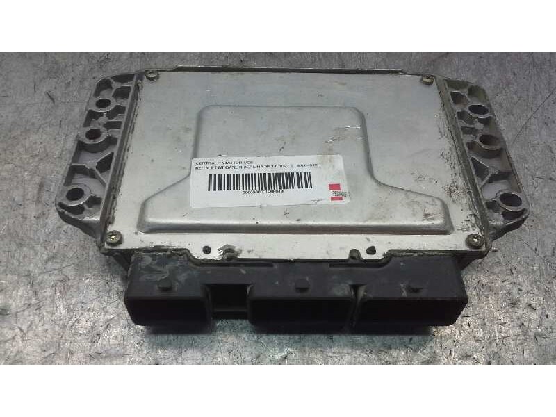 Recambio de centralita motor uce para renault megane ii berlina 3p 1.6 16v referencia OEM IAM 8200509516 199 