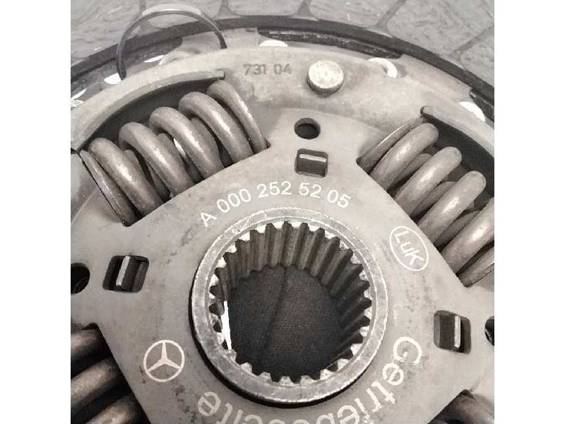 Recambio de disco embrague para mercedes sprinter 02.00  caja cerrada, techo elevado 2.2 cdi cat referencia OEM IAM A0002525205 