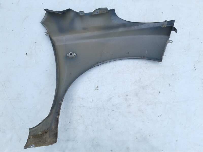 Recambio de aleta delantera izquierda para nissan micra (k12e) acenta referencia OEM IAM 63101AX630  