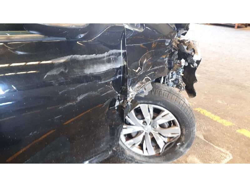 peugeot 208 del año 2012