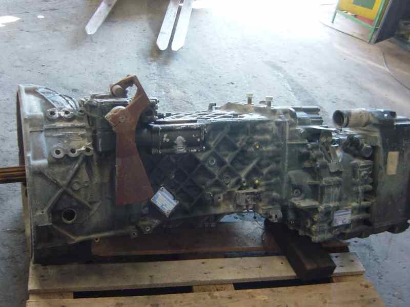 Recambio de caja cambios para renault premium 450 referencia OEM IAM 16S2221T  