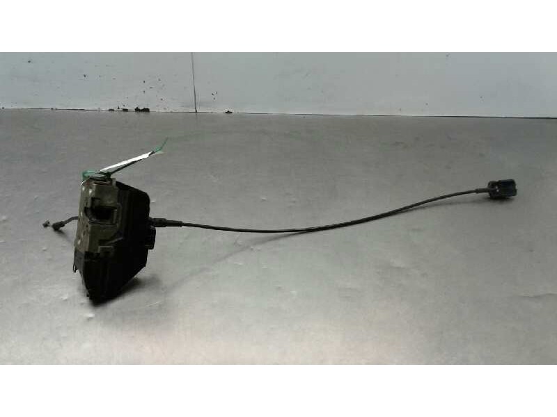 Recambio de cerradura puerta delantera derecha para renault scenic ii luxe privilege referencia OEM IAM 8200119121  