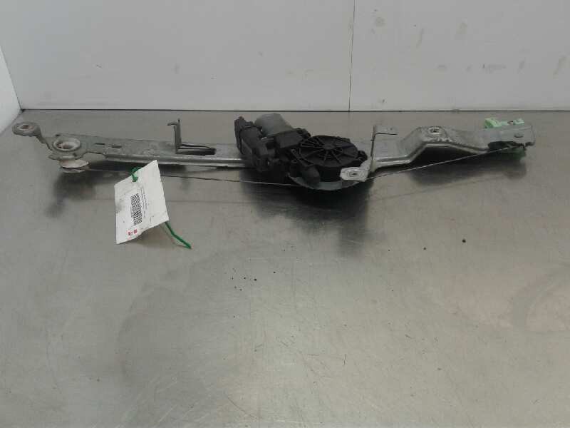 Recambio de elevalunas delantero izquierdo para renault scenic ii luxe privilege referencia OEM IAM 0675Z7440726F  