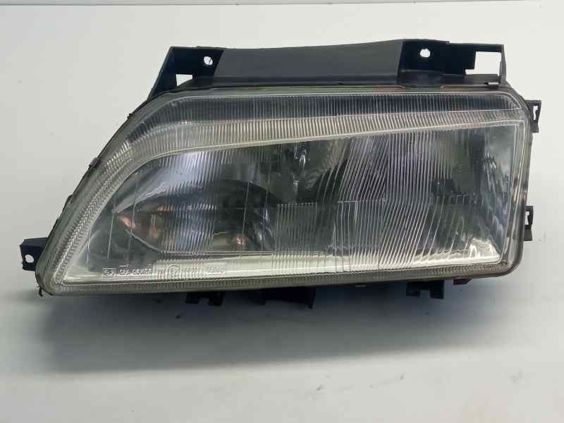 Recambio de faro izquierdo para citroen xantia berlina 2.0 hdi 90/110 attraction referencia OEM IAM 60974410  