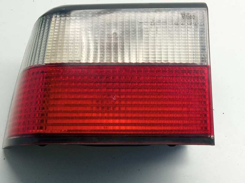 Recambio de piloto trasero izquierdo para citroen xantia berlina 2.0 hdi 90/110 attraction referencia OEM IAM 6350K0  