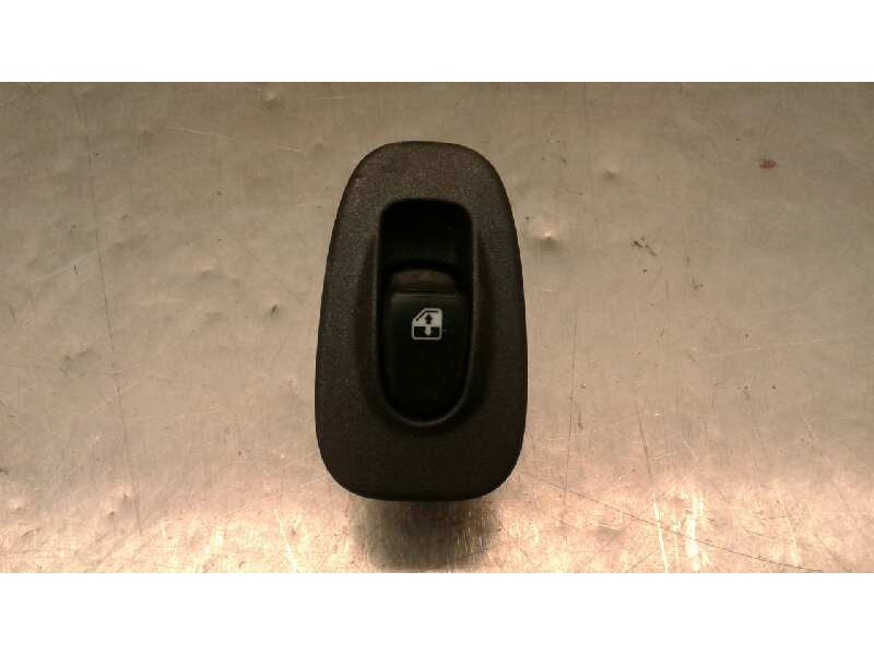 Recambio de mando elevalunas trasero derecho para hyundai accent (lc) gls referencia OEM IAM   