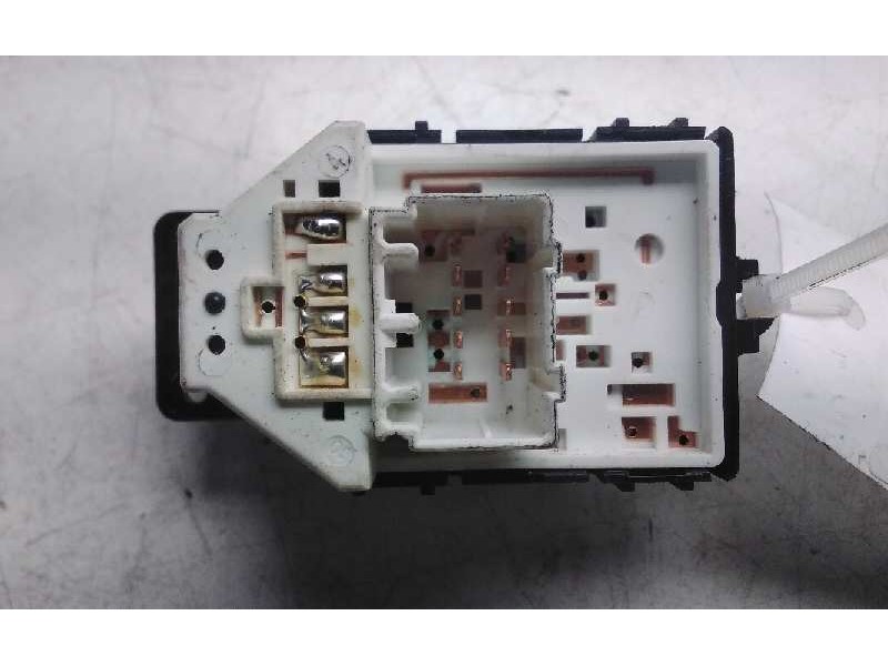 Recambio de mando retrovisor para hyundai i30 (gd) 1.6 crdi cat referencia OEM IAM 39Y4811110  