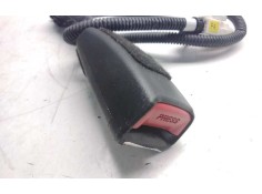 Recambio de enganche delantero derecho para hyundai i30 (gd) 1.6 crdi cat referencia OEM IAM K04150259   2