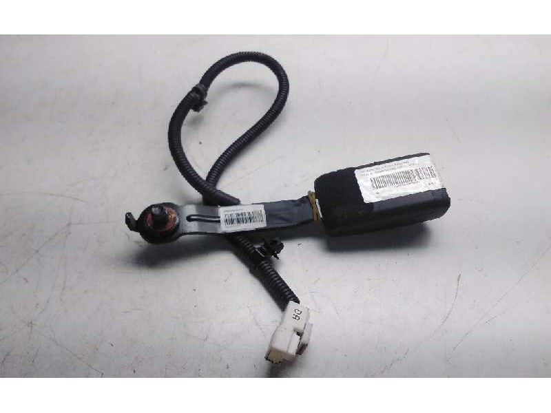 Recambio de enganche delantero izquierdo para hyundai i30 (gd) 1.6 crdi cat referencia OEM IAM K03270307  