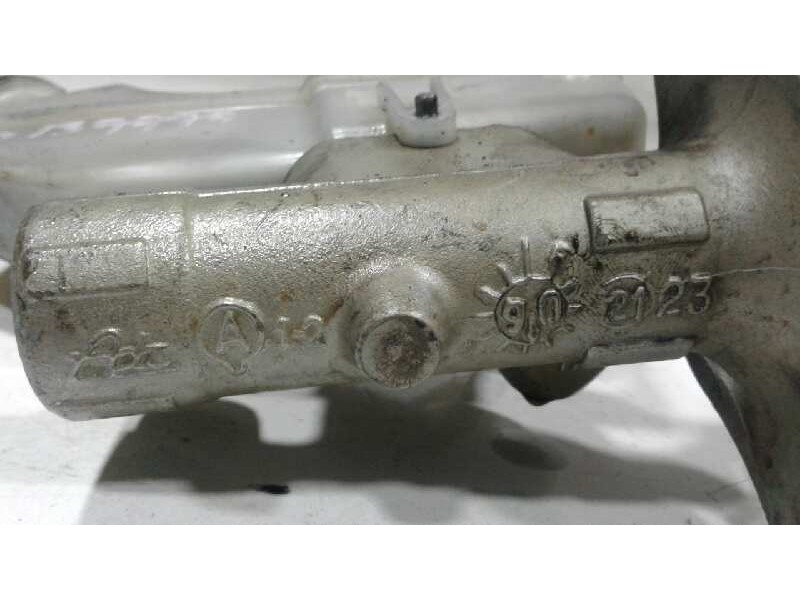 Recambio de bomba freno para renault clio iii confort dynamique referencia OEM IAM 8200129956  