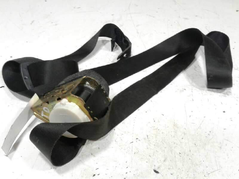 Recambio de cinturon seguridad trasero derecho para ford focus berlina (cap) ambiente (d) referencia OEM IAM 33005876  