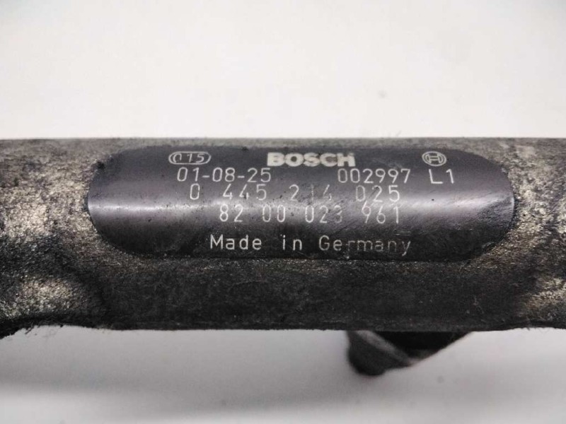 Recambio de rampa inyectora para nissan interstar (x70) 2.5 dci diesel cat referencia OEM IAM 8200023961  