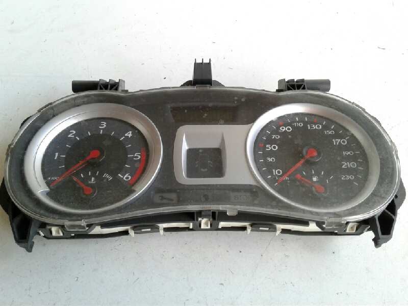 Recambio de cuadro instrumentos para renault clio iii confort dynamique referencia OEM IAM 8200582705G  