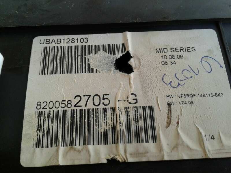 Recambio de cuadro instrumentos para renault clio iii confort dynamique referencia OEM IAM 8200582705G  