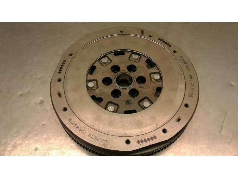 Recambio de kit embrague para nissan juke (f15) 1.6 16v referencia OEM IAM   