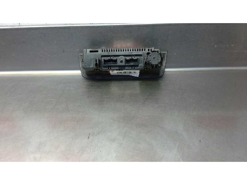 Recambio de mando climatizador para seat ibiza (6j5) stylance / style referencia OEM IAM 6J0820043  