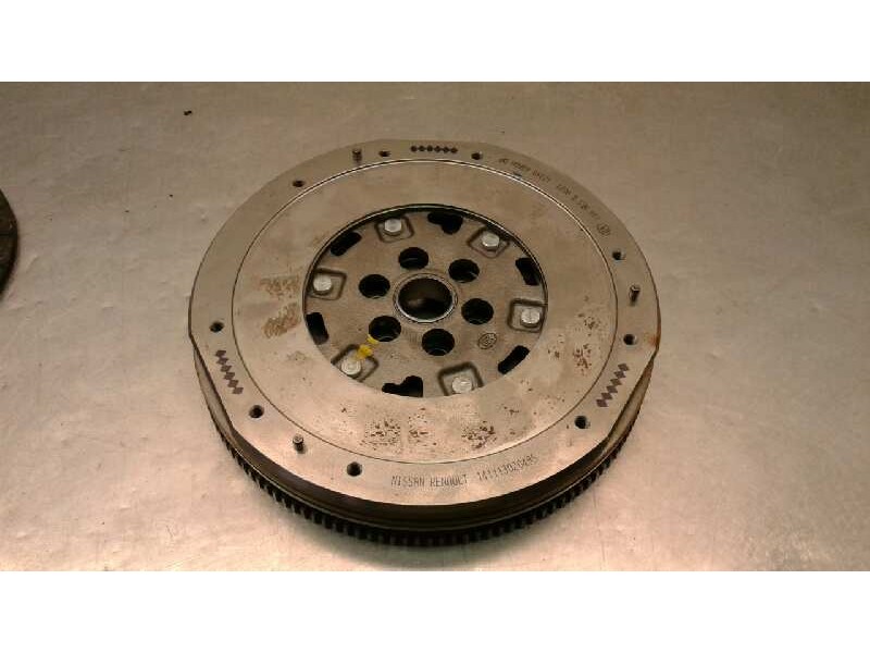 Recambio de kit embrague para nissan juke (f15) 1.6 16v referencia OEM IAM   