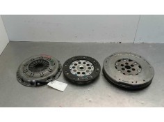 Recambio de kit embrague para nissan juke (f15) 1.6 16v referencia OEM IAM   