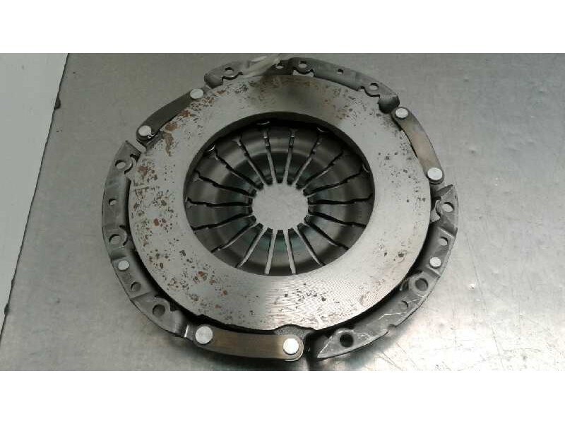 Recambio de kit embrague para nissan juke (f15) 1.6 16v referencia OEM IAM   