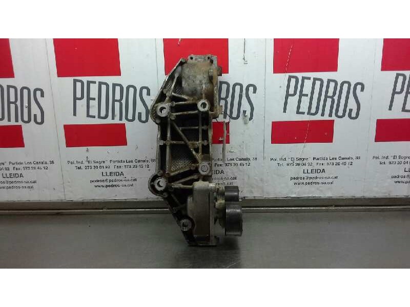 Recambio de soporte alternador para renault koleos dynamique pack1 referencia OEM IAM 82005273204C  