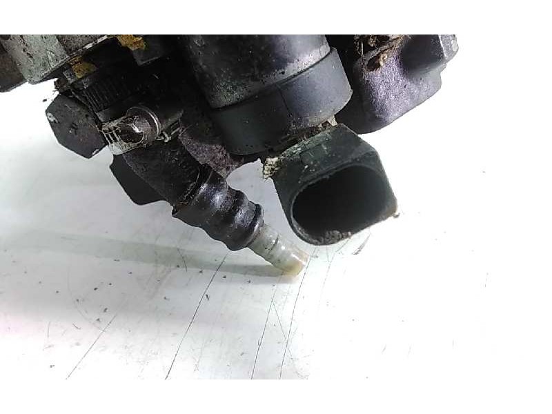 Recambio de bomba inyeccion para bmw serie 3 compact (e46) 318td referencia OEM IAM 7788670 0445010045 