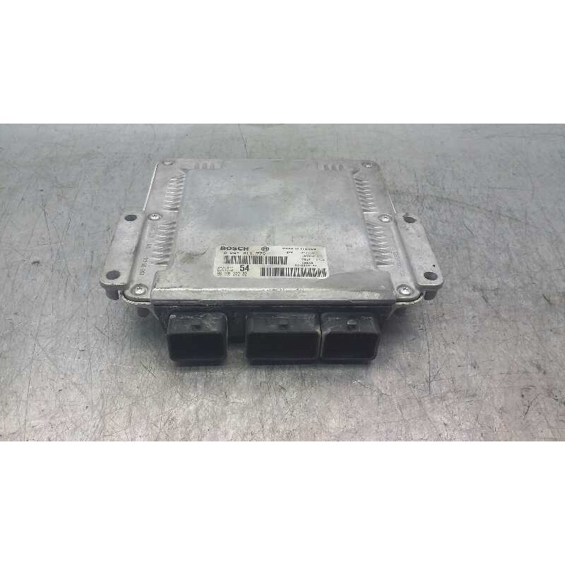 Recambio de centralita motor uce para citroen c8 2.2 hdi 16v premier ii referencia OEM IAM 0281011779 9659520280 