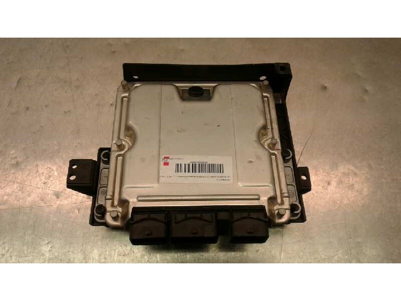 Recambio de centralita motor uce para citroen c5 berlina 2.2 hdi exclusive automático referencia OEM IAM 281010886 341 