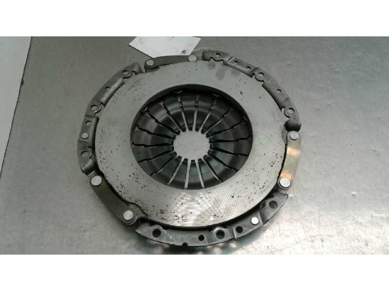 Recambio de kit embrague para nissan juke (f15) 1.6 16v referencia OEM IAM   